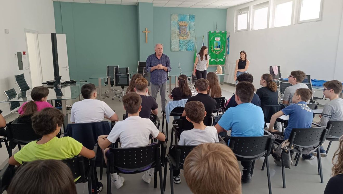 Orsara di Puglia: Galattica a scuola